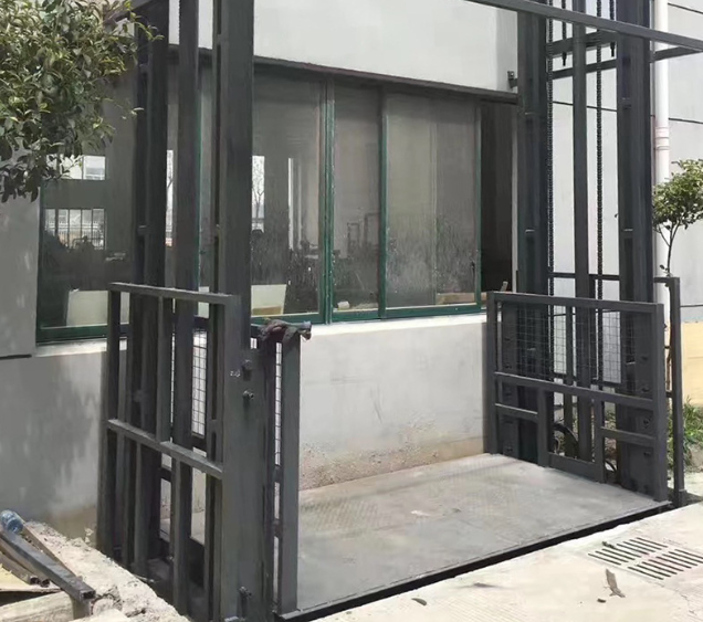 乌鲁木齐导轨式施工升降机助力民生工程提速增效